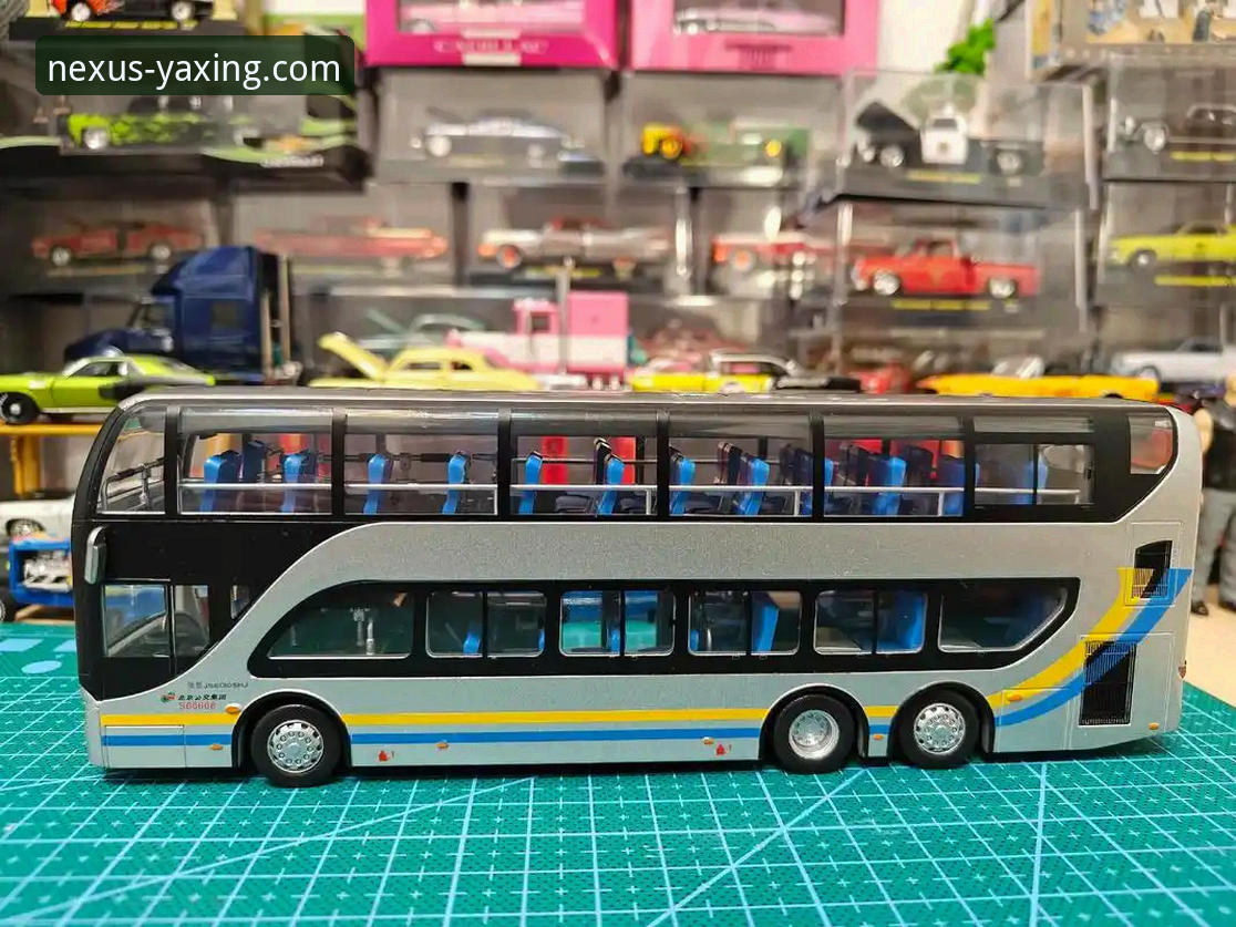 亚星客车图片 亚星客车图片详解:从官网图库到实车鉴赏指南